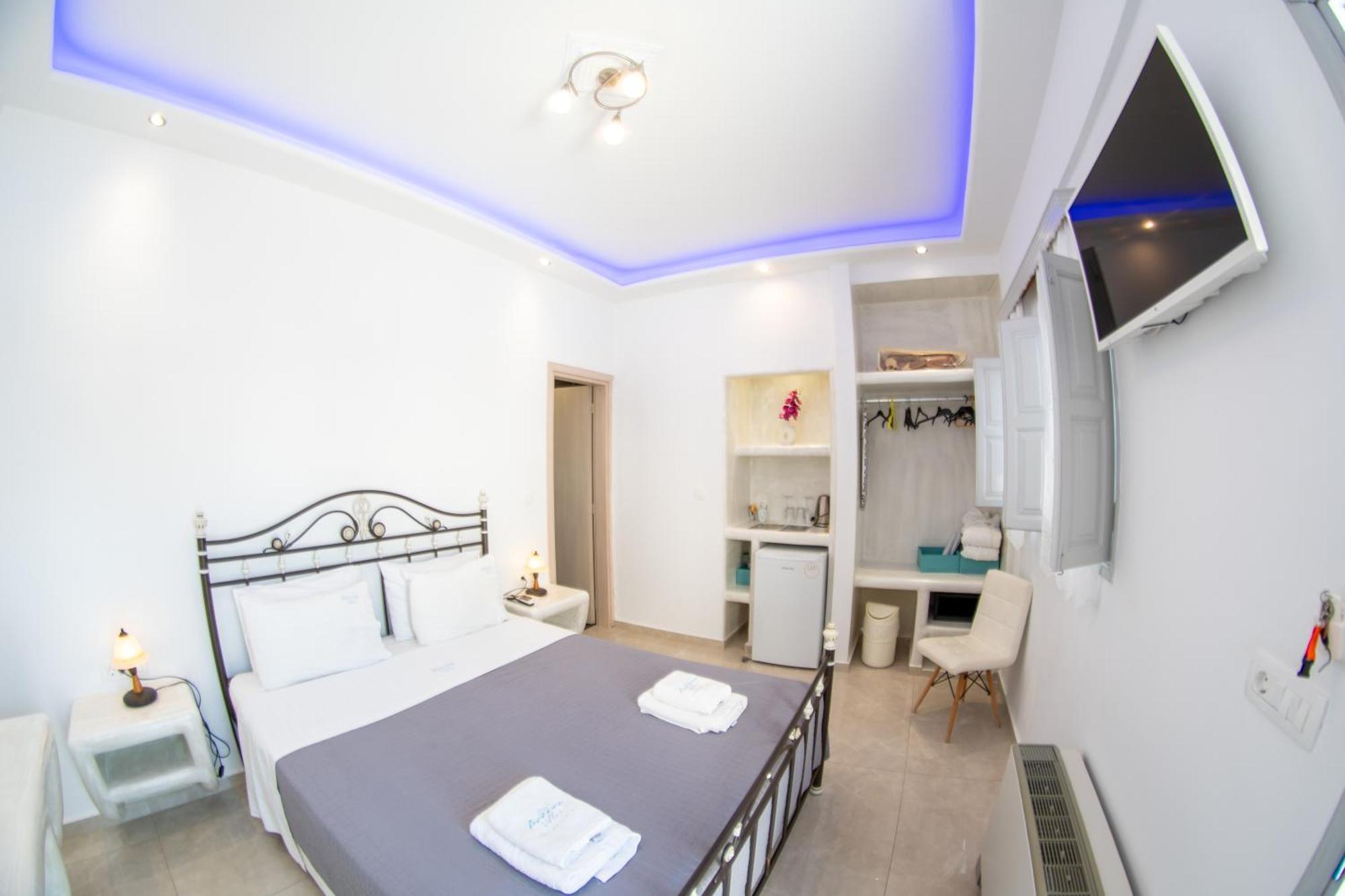 Anezina Villas 2* Perissa (Santorini)