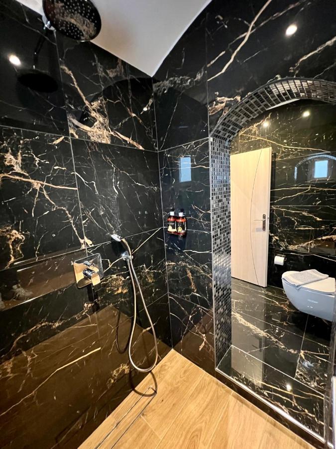 Aparthotel Anezina 2*