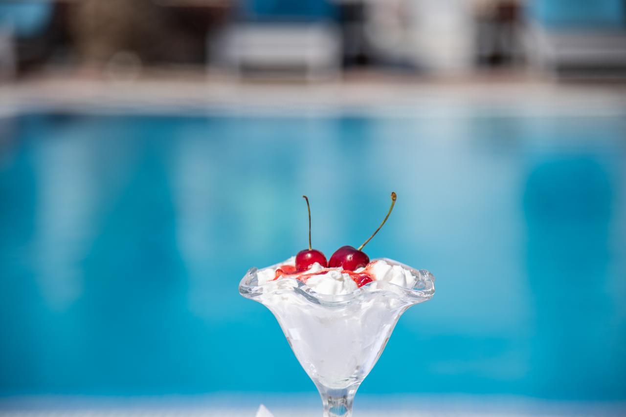 Anezina Aparthotel